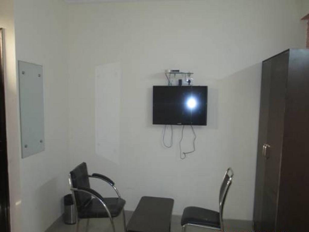 Charanpahari Hotel Νέο Δελχί Δωμάτιο φωτογραφία