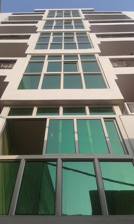 Charanpahari Hotel Νέο Δελχί Εξωτερικό φωτογραφία