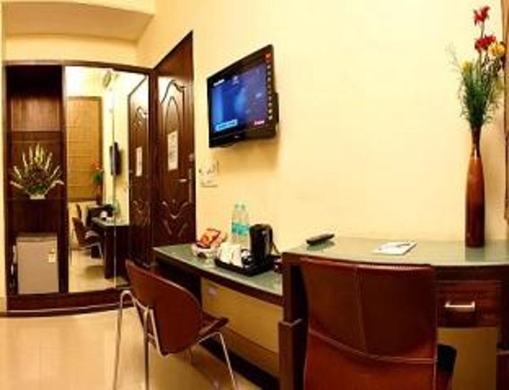 Charanpahari Hotel Νέο Δελχί Εξωτερικό φωτογραφία