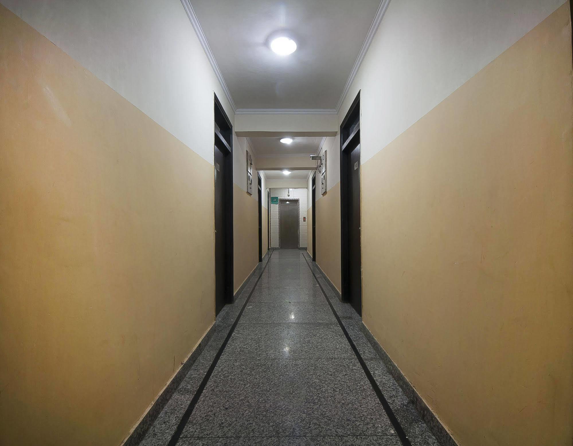 Charanpahari Hotel Νέο Δελχί Εξωτερικό φωτογραφία